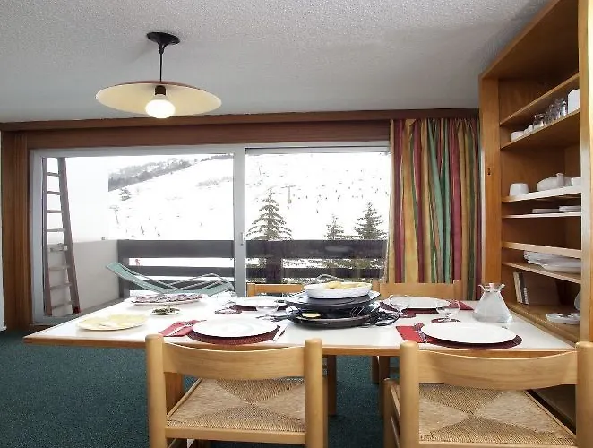 Апарт-отель Pierre & Les Bleuets Мерибель