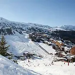 Апарт-отель Pierre & Les Bleuets Мерибель